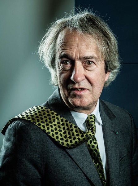 LOIC DEPECKER / MINISTERE DES LANGUES / FEMME ACTUELLE SENIORS
