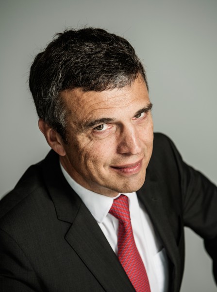 AXA