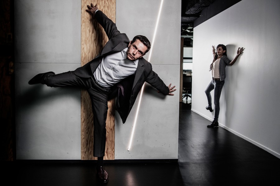 HAVAS