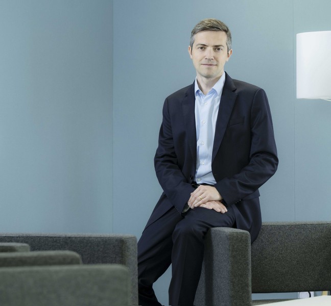 SIEMENS / DG